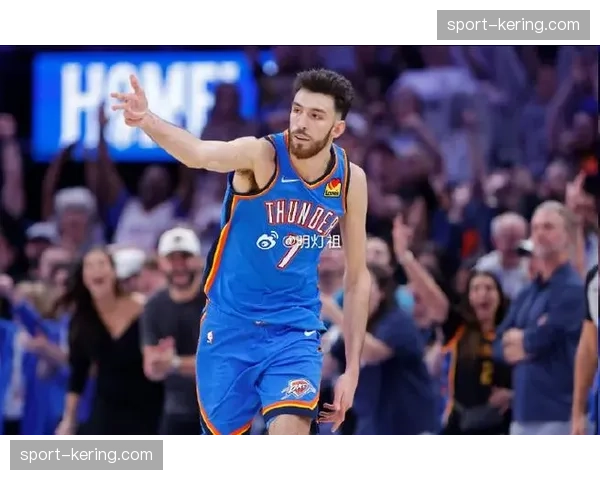 霍姆格伦背部痉挛赛前决定 雷霆内线协防覆盖范围受限